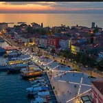 Apartment Koza 100m From The Porec